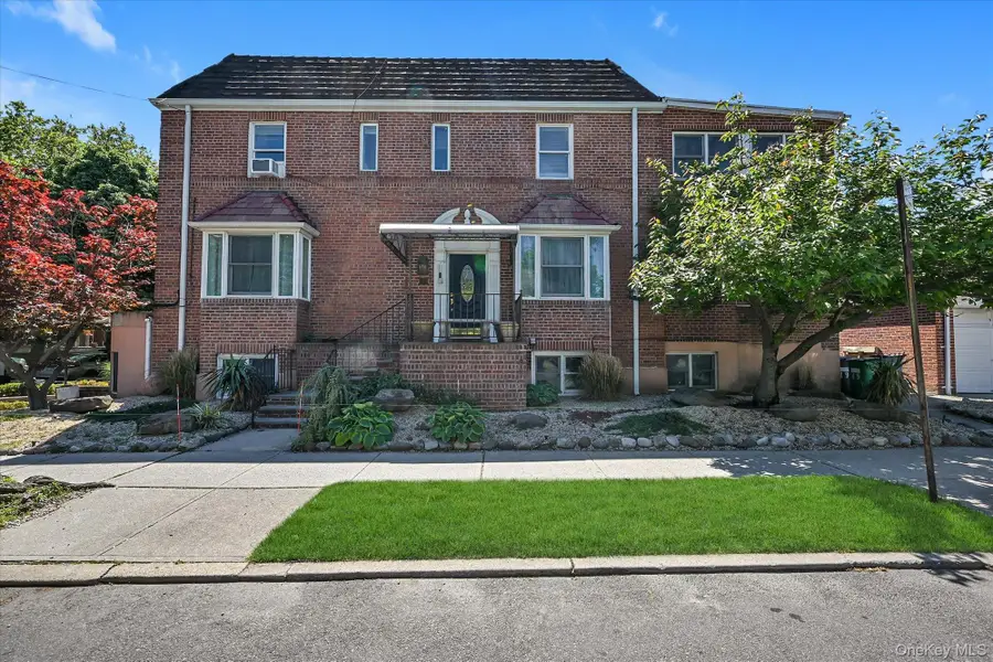 144-49 70th Avenue, Flushing, NY 11367 - #3