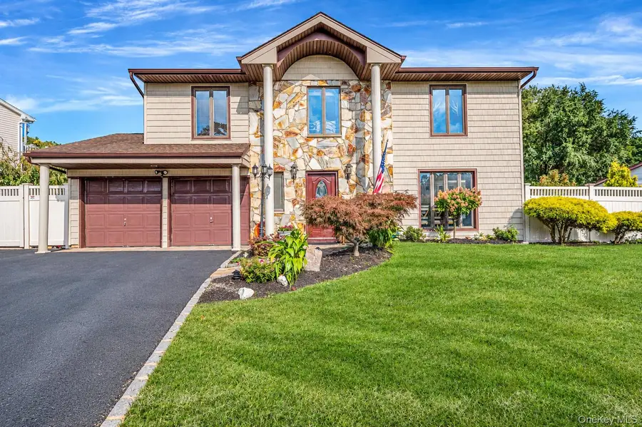 17 Hill Lane, Smithtown, NY 11787 - #2
