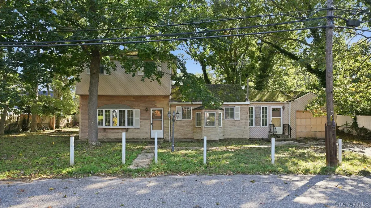 6 Cherry Lane, Lake Grove, NY 11755 - #1