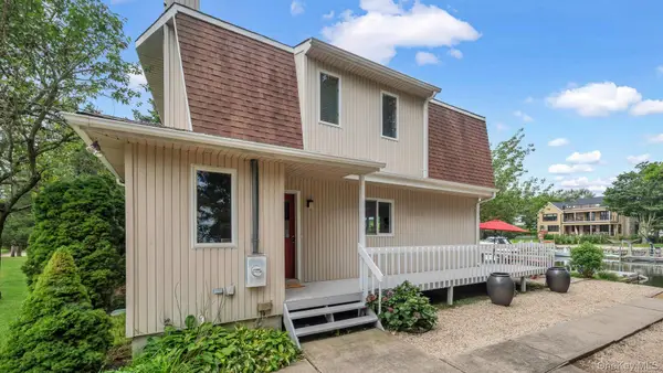 470 Windy Point Lane, Southold, NY 11971