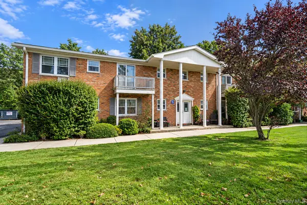 219 Fairharbor Drive #219, Patchogue, NY 11772