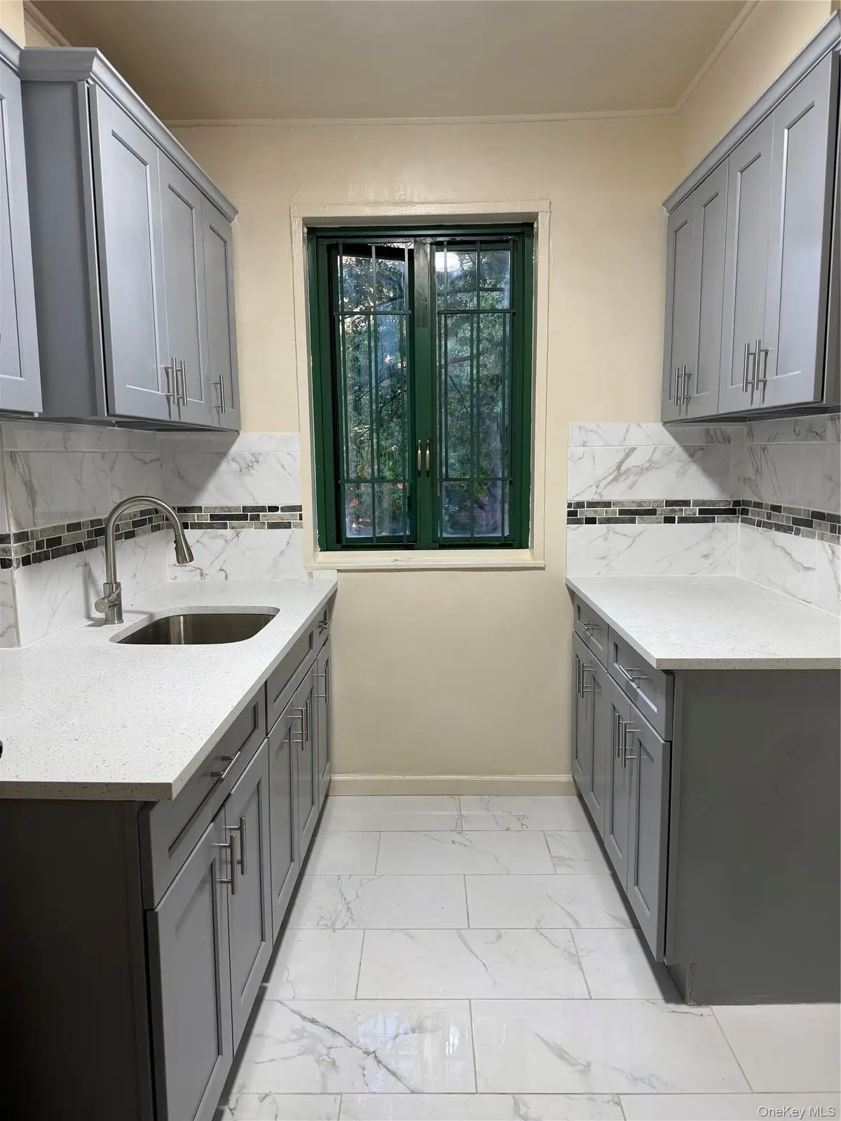 1595 Metropolitan Avenue #3B, Bronx, NY 10462 - #1