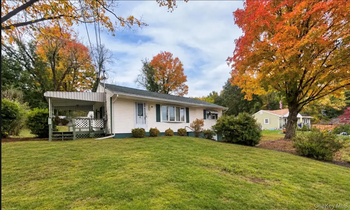 18 Westwood Drive, Newburgh, NY 12550 - #1