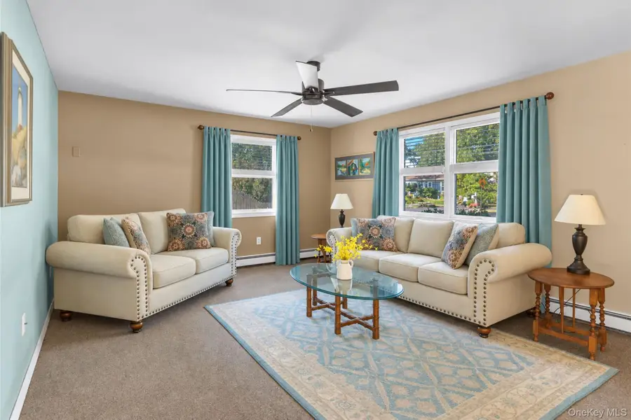301 Lynn Avenue, East Northport, NY 11731 - #2