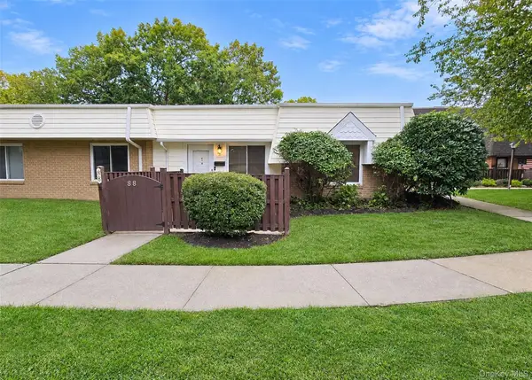 88 Glen Hollow Drive, Port Jefferson Station, NY 11776