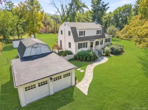 10 Barrett Drive, Hopewell Junction, NY 12533