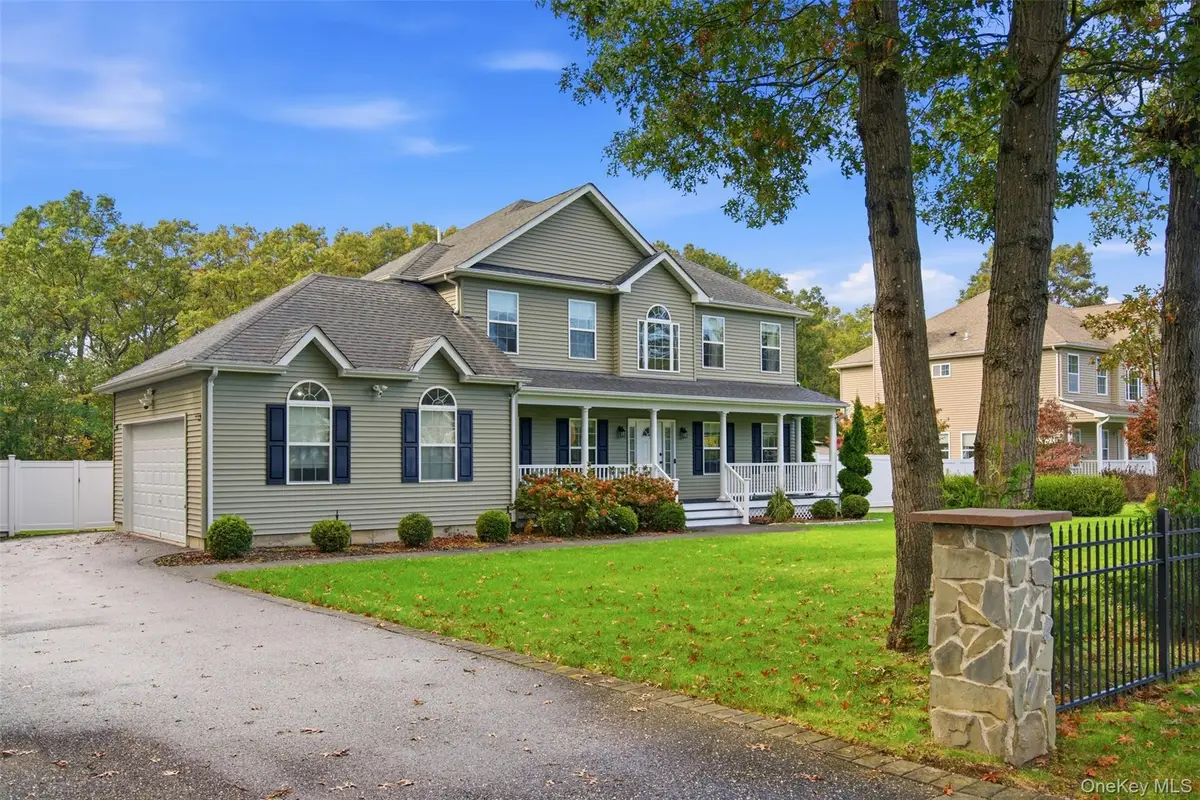 121 Washington Avenue, Port Jefferson Station, NY 11776 - #1
