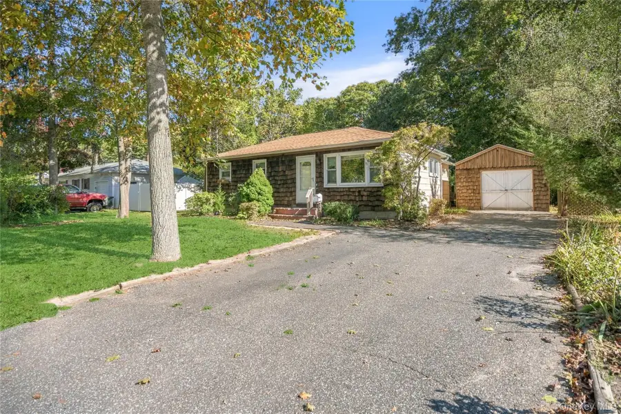 50 Eatondale Avenue, Blue Point, NY 11715 - #3