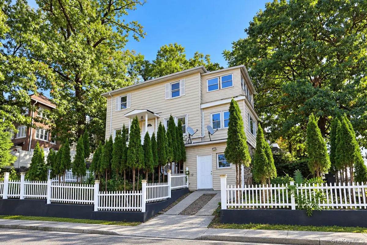 125 Caryl Avenue, Yonkers, NY 10705 - #1