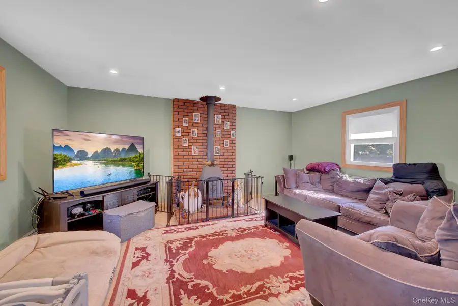 57 Richmond Avenue, Patchogue, NY 11772 - #3