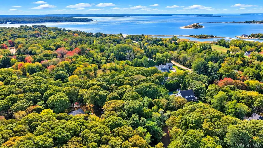 27 Lakeview Drive, Shelter Island, NY 11964 - #2