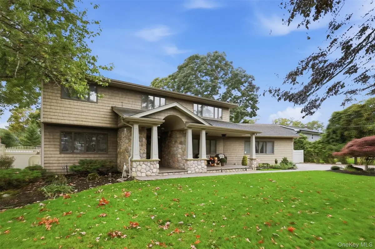 33 Quail Run, East Islip, NY 11730 - #1