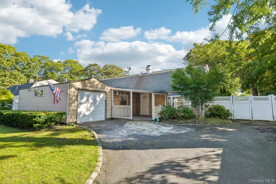 3 Reydon Way, Farmingville, NY 11738 - #3