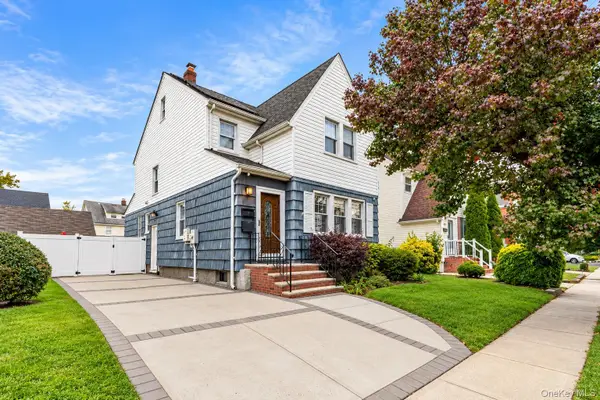 224 Oak Street, West Hempstead, NY 11552