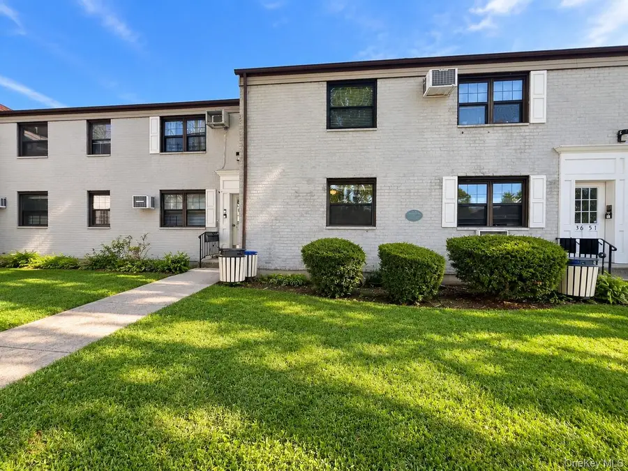 136-51 Jewel Ave #A, Flushing, NY 11367 - #3