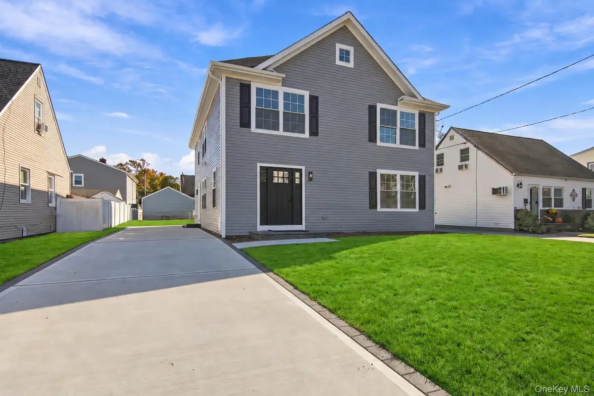34 Wilson Road, Valley Stream, NY 11581 - #1