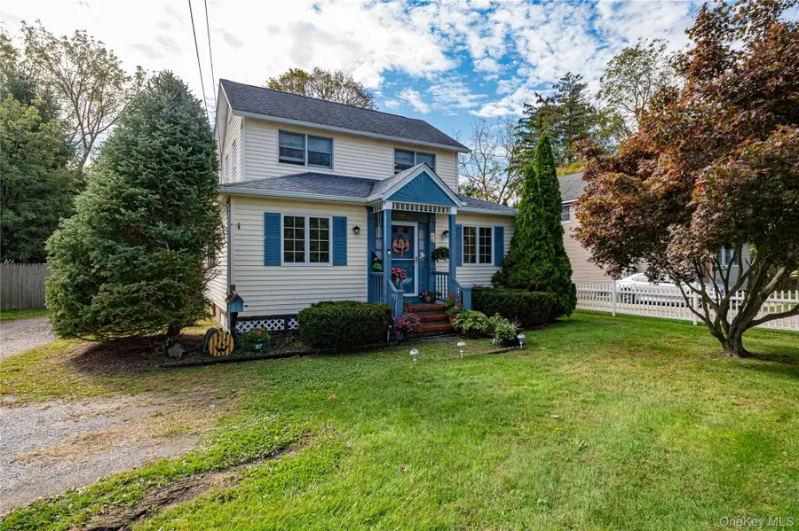 328 Pulaski Road, Kings Park, NY 11754 - #2