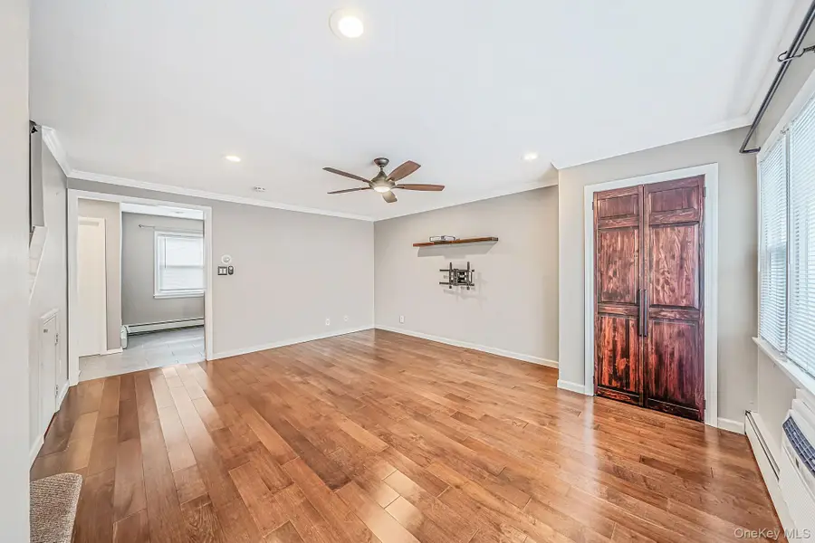 126 Cardinal Lane #126, Islip, NY 11751 - #3