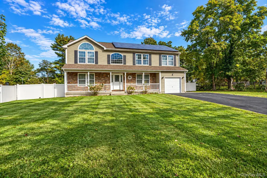 13 Glenmore Avenue, Brentwood, NY 11717 - #3