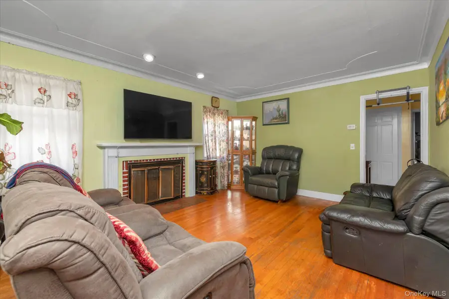 606 Joy Boulevard, Baldwin, NY 11510 - #3