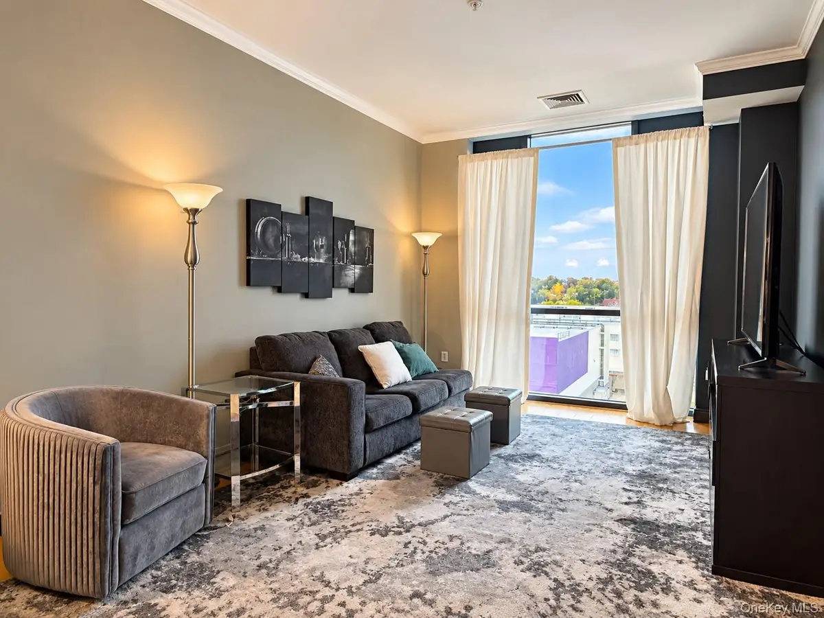 701 Ridge Hill Boulevard #12J, Yonkers, NY 10710 - #1