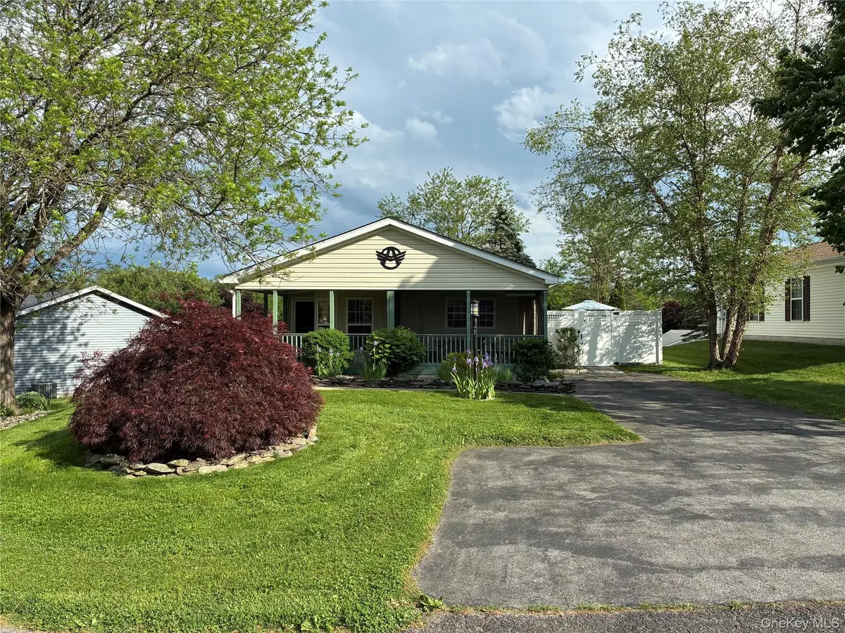 15 Gables, Poughkeepsie, NY 12603 - #1