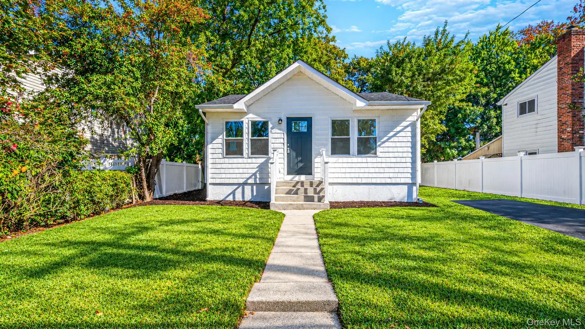 340 N Indiana Avenue, Lindenhurst, NY 11757 - #1
