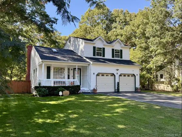 345 Auborn Avenue, Shirley, NY 11967