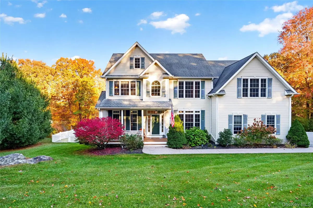 18 Chestnut Lane, Pawling, NY 12564 - #1
