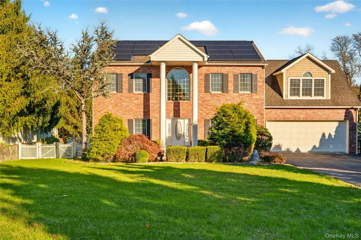6 Gualtiere Lane, Ossining, NY 10562 - #1