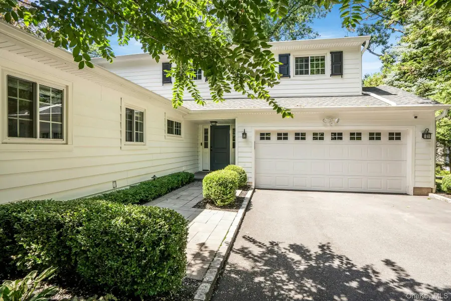 18 Hampton Road, Port Washington, NY 11050 - #2