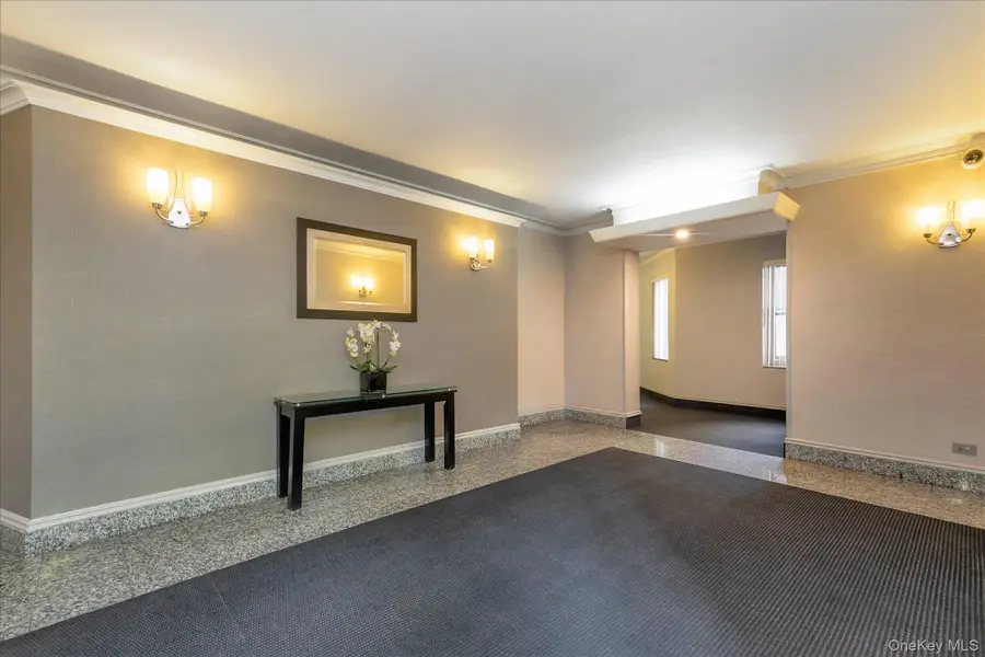 67-12 Yellowstone Boulevard #B15, Forest Hills, NY 11375 - #2