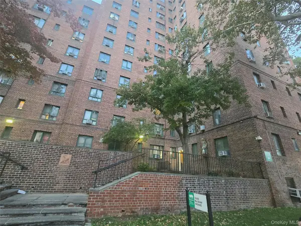 2059 Mcgraw Avenue #5C, Bronx, NY 10462
