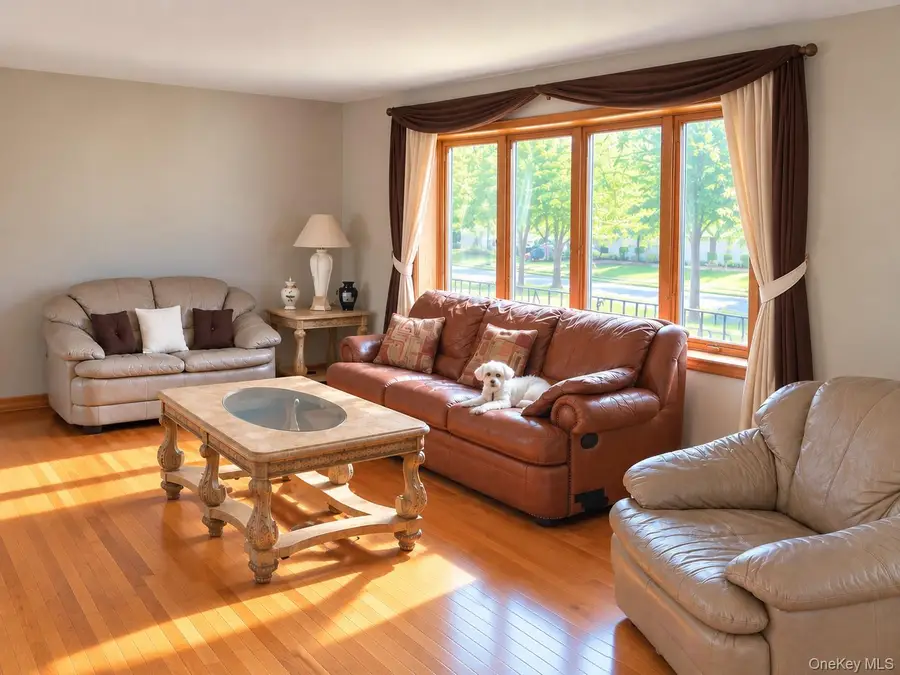 32 Washington Heights Street, Selden, NY 11784 - #2