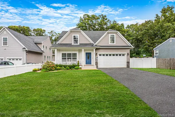 205 Kohr Road, Kings Park, NY 11754