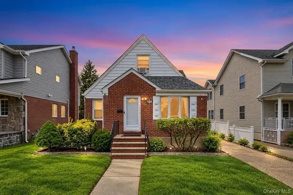 131 N 5th Street, New Hyde Park, NY 11040