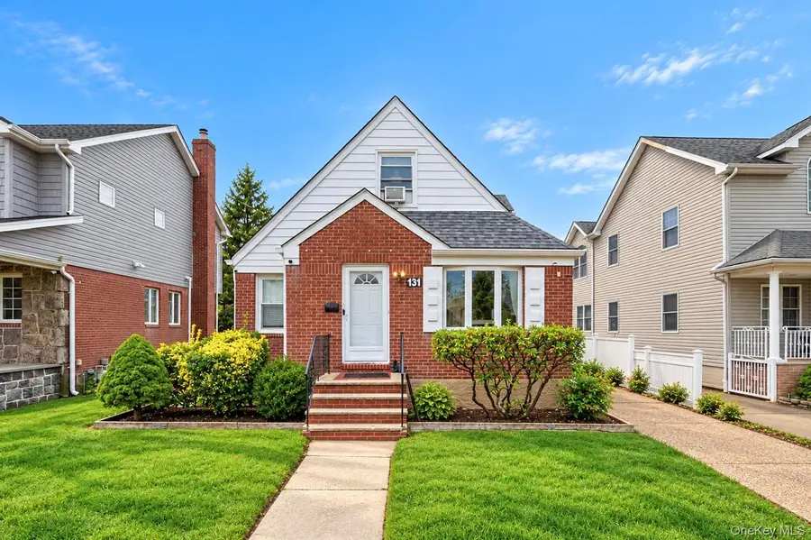 131 N 5th Street, New Hyde Park, NY 11040 - #3