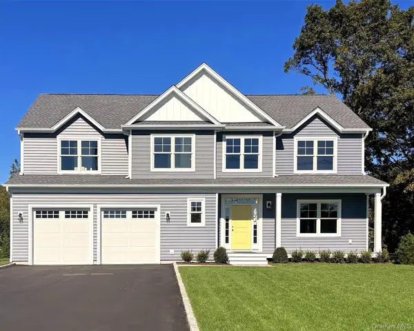 471 Clay Pitts Road, East Northport, NY 11731