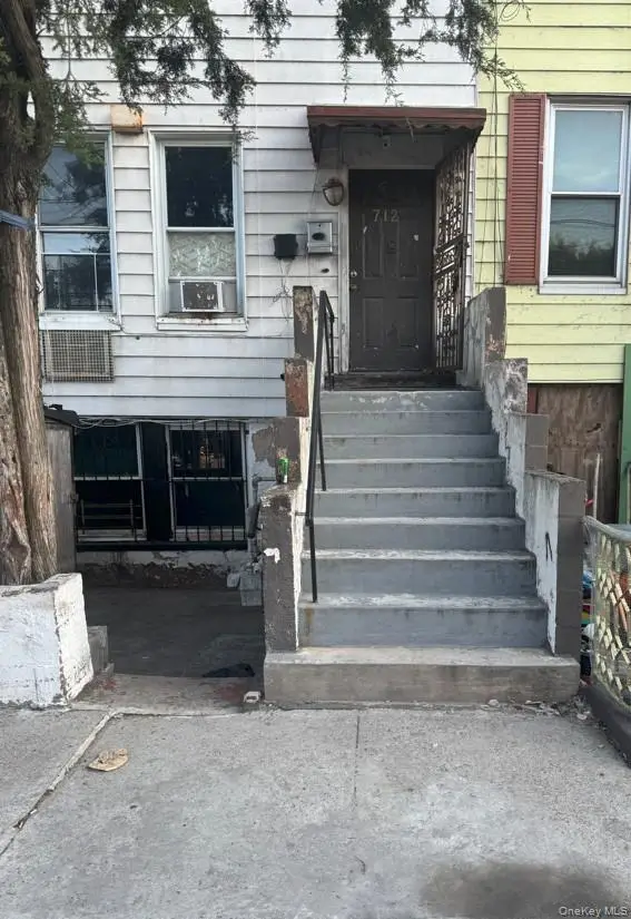 712 E 134th Street, Bronx, NY 10454