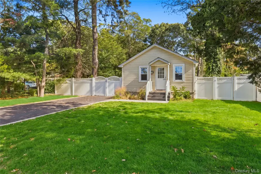 195 Mckinley Drive, Mastic Beach, NY 11951 - #3