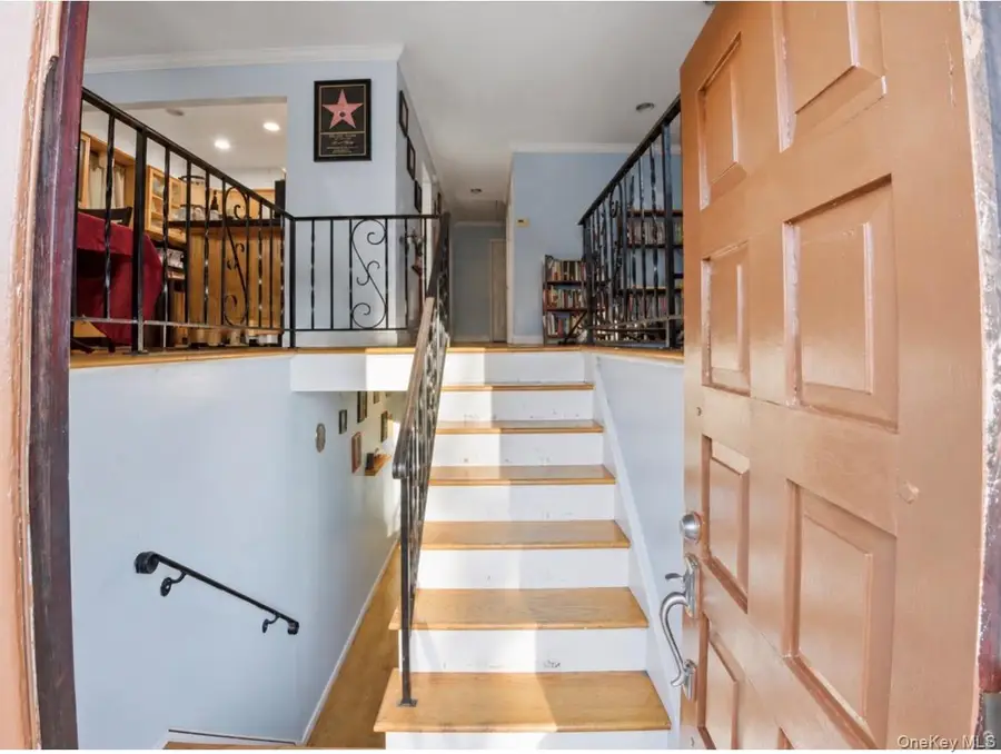 20 Tyler Place, White Plains, NY 10603 - #3
