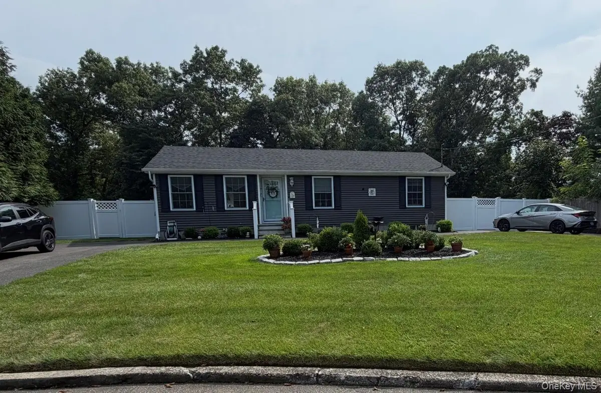 204 Pacific Street, Port Jefferson Station, NY 11776 - #1