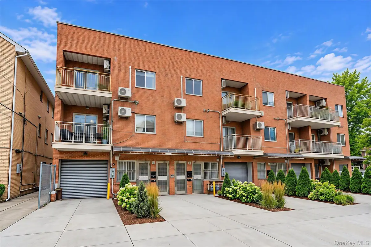 4208 164 St Street, Flushing, NY 11358 - #1