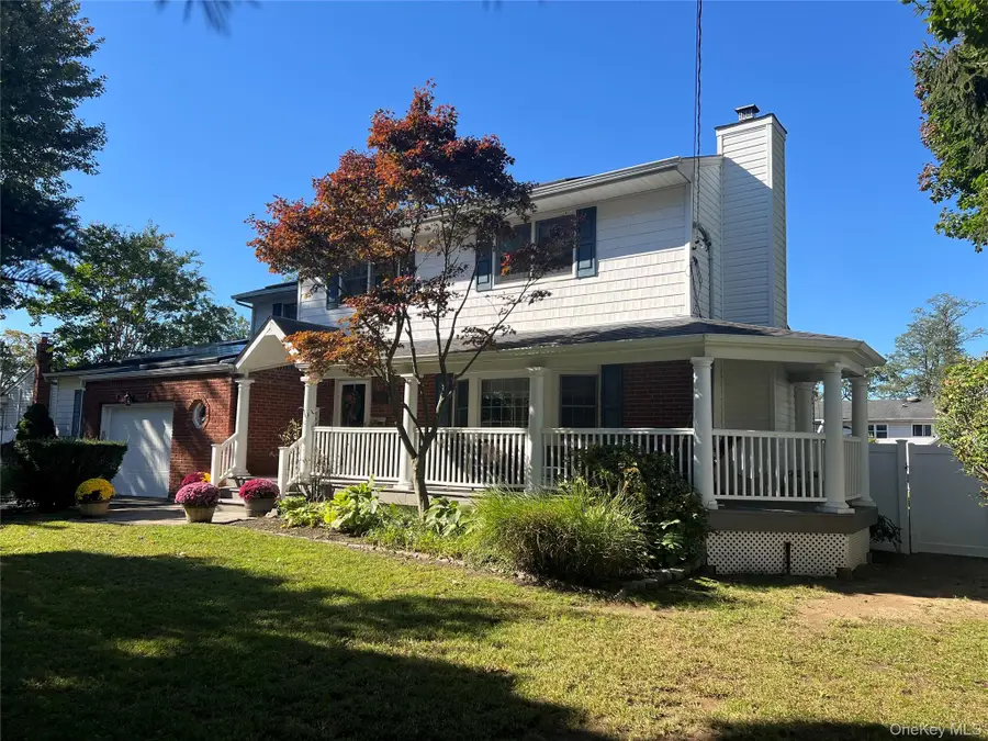 22 Emerson Avenue, North Babylon, NY 11703 - #2