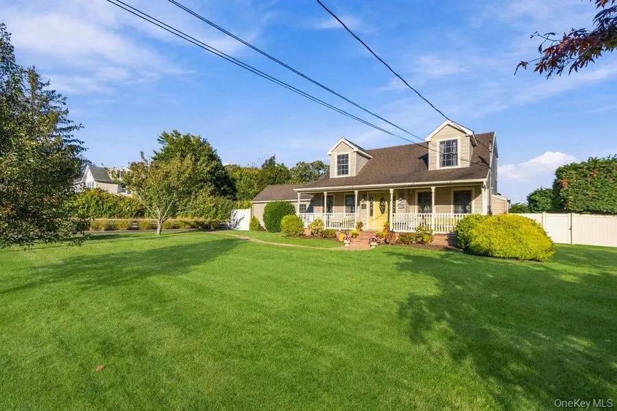 837 Smithtown Avenue, Bohemia, NY 11716 - #3