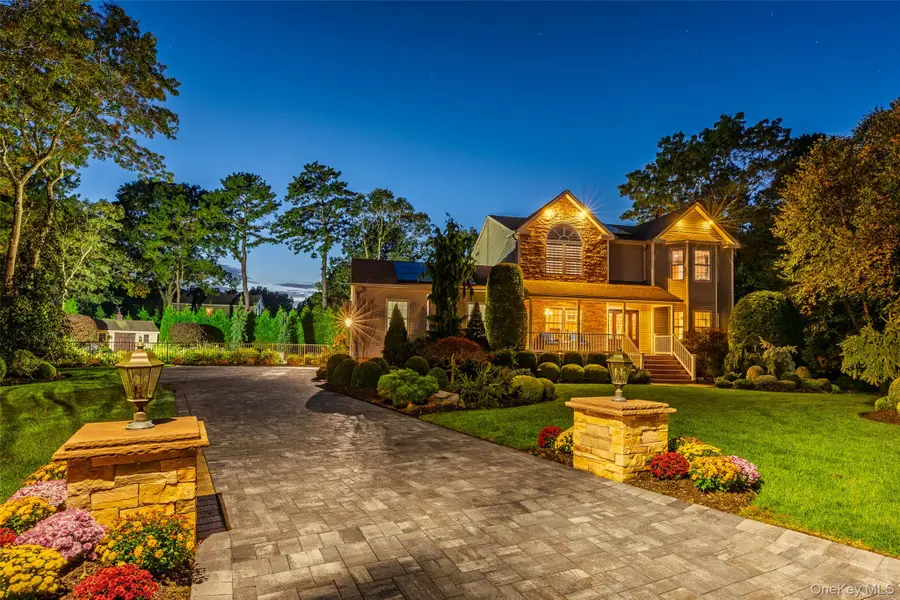 7 Toussie Court, Ridge, NY 11961 - #2