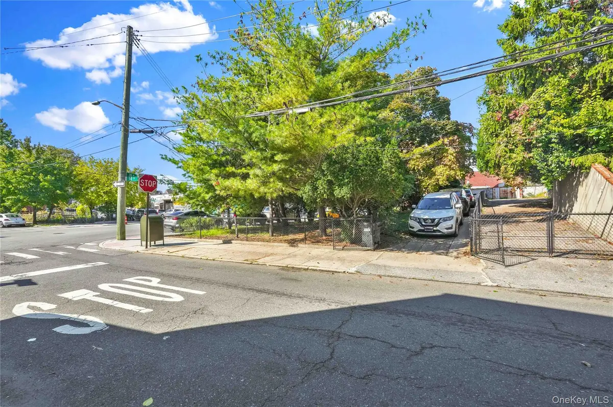 25-98 50th Street, Astoria, NY 11377 - #1