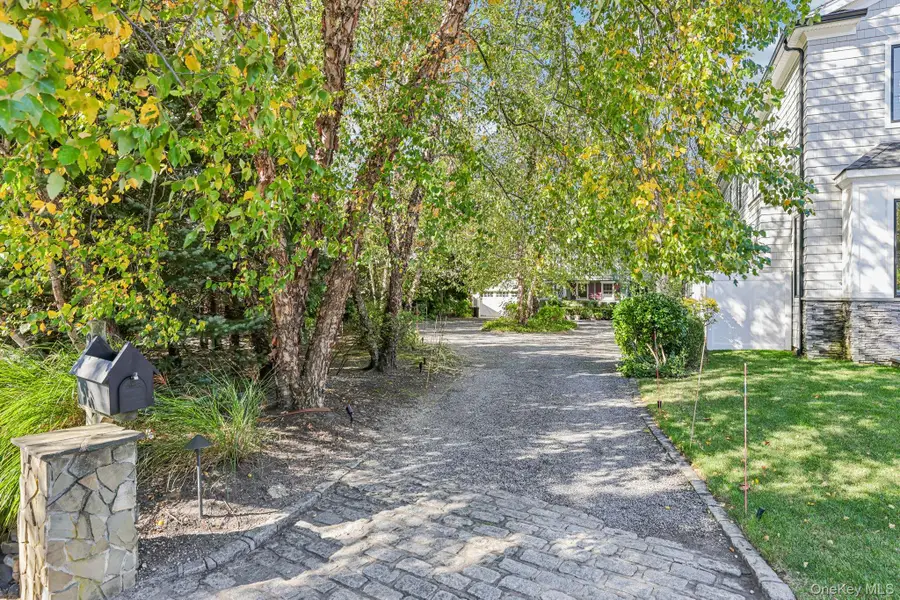 976 Singleton Avenue, Woodmere, NY 11598 - #2