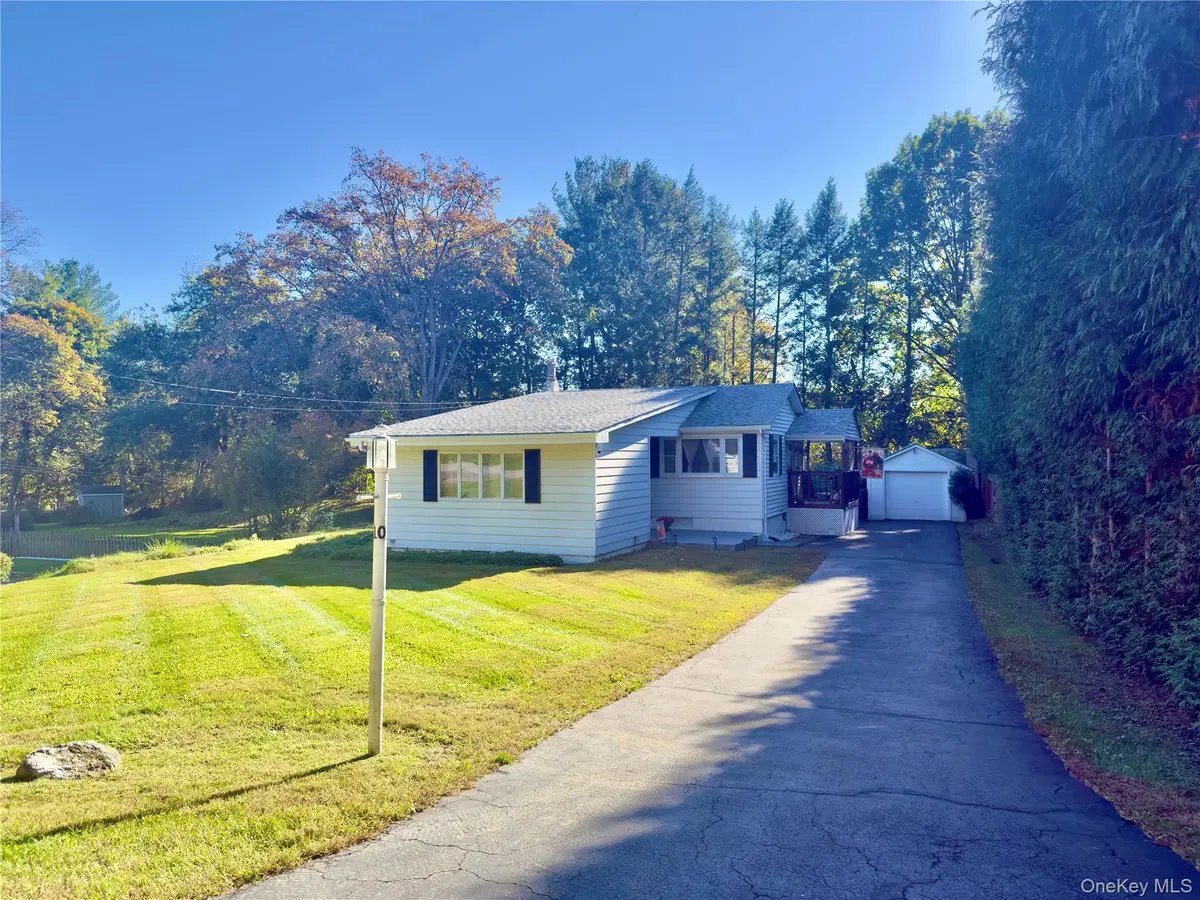 10 Siebrecht Road, Pleasant Valley, NY 12569 - #1