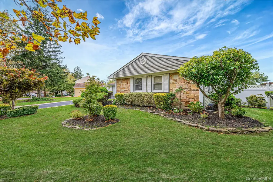 12 Twisting Drive, Lake Grove, NY 11755 - #3